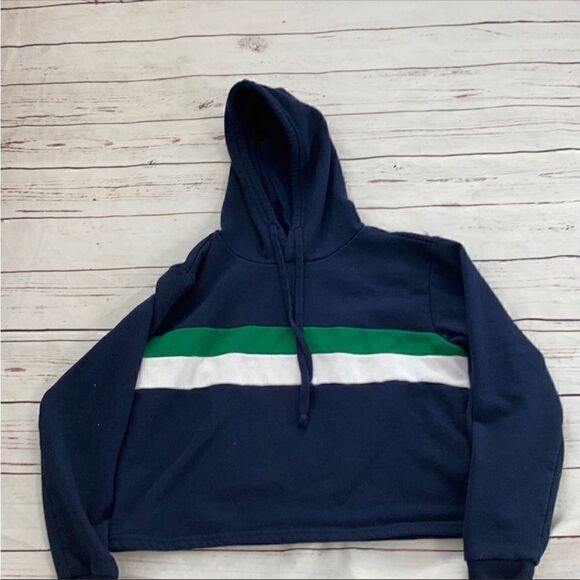 Forever 21 Crop Pull Over Hoodie Sweater - Picture 4 of 8